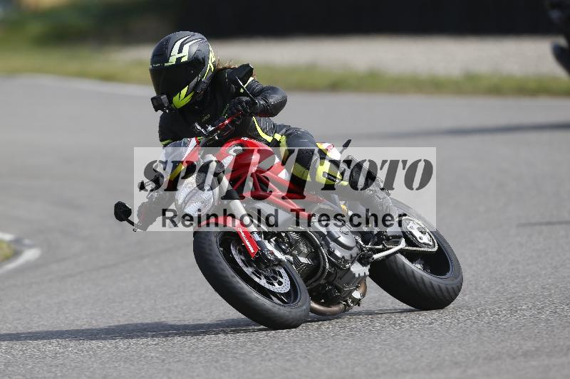 /Archiv-2024/17 01.05.2024 Speer Racing ADR/Schnuppertraining